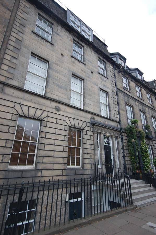 Edinburgh Flats Company - Queen Street - Centre Экстерьер фото
